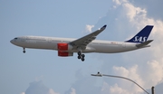 SAS - Scandinavian Airlines Airbus A330-343X (SE-REH) at  Chicago - O'Hare International, United States