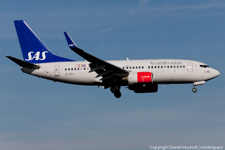 SAS - Scandinavian Airlines Boeing 737-76N (SE-REU) | Photo 422762