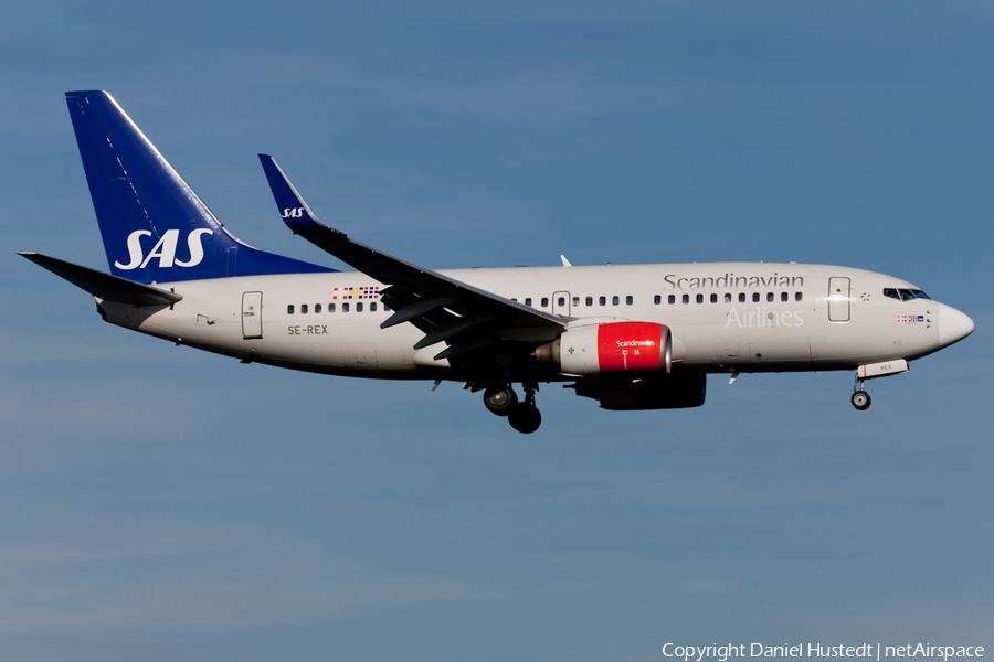 SAS - Scandinavian Airlines Boeing 737-76N (SE-REX) | Photo 422763