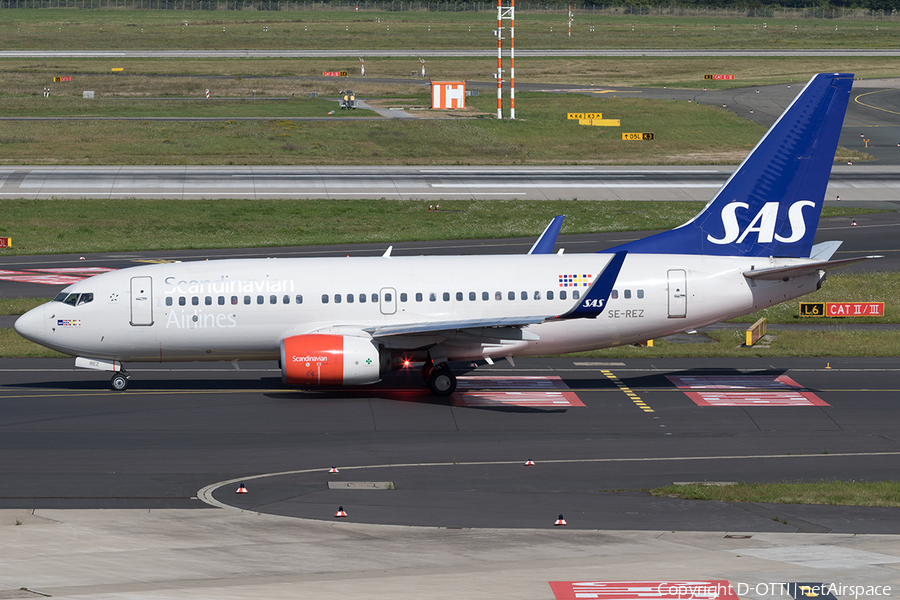 SAS - Scandinavian Airlines Boeing 737-76N (SE-REZ) | Photo 604576