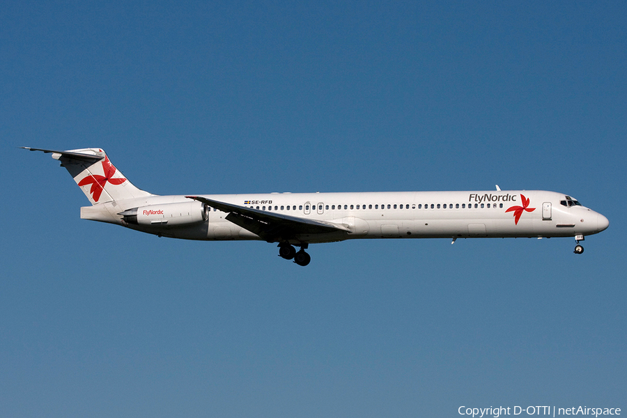 FlyNordic McDonnell Douglas MD-82 (SE-RFB) | Photo 267072