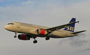 SAS - Scandinavian Airlines Airbus A320-232 (SE-RJF) at  London - Heathrow, United Kingdom