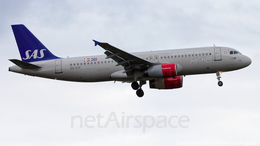 SAS - Scandinavian Airlines Airbus A320-232 (SE-RJF) | Photo 182424