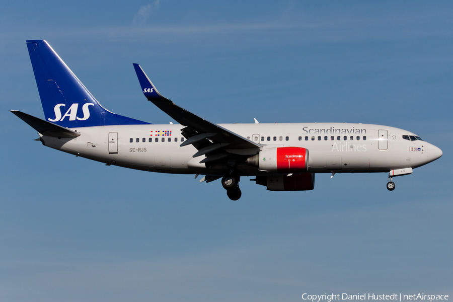 SAS - Scandinavian Airlines Boeing 737-76N (SE-RJS) | Photo 422766