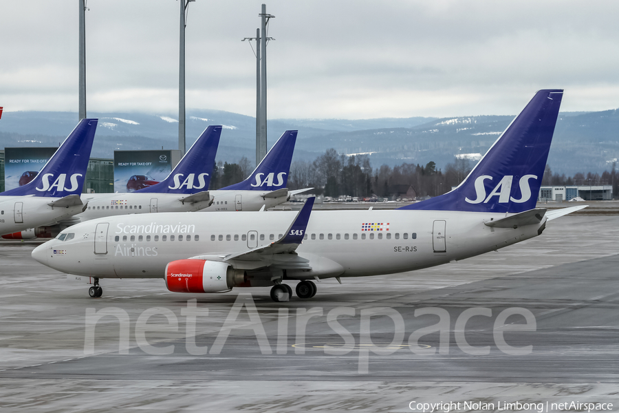 SAS - Scandinavian Airlines Boeing 737-76N (SE-RJS) | Photo 388743