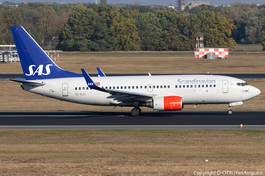 SAS - Scandinavian Airlines Boeing 737-76N (SE-RJS) | Photo 269954
