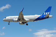 SAS - Scandinavian Airlines Airbus A320-251N (SE-ROI) at  Barcelona - El Prat, Spain