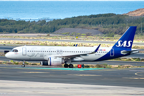 SAS - Scandinavian Airlines Airbus A320-251N (SE-ROX) at  Gran Canaria, Spain