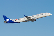 SAS Link Embraer ERJ-195LR (ERJ-190-200LR) (SE-RSK) at  Barcelona - El Prat, Spain