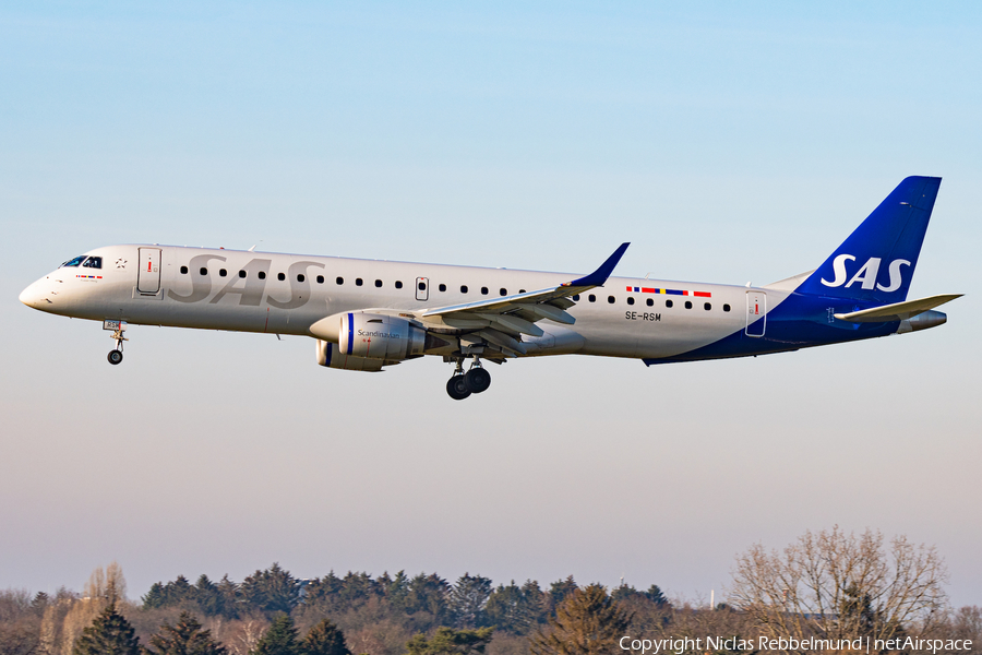 SAS Link Embraer ERJ-195LR (ERJ-190-200LR) (SE-RSM) | Photo 550317