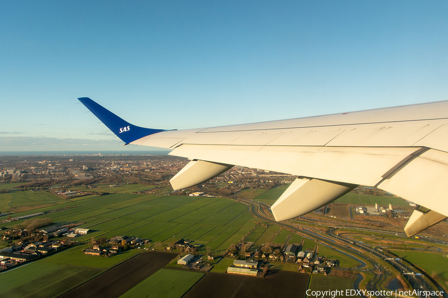 SAS Link Embraer ERJ-195LR (ERJ-190-200LR) (SE-RSM) | Photo 541133