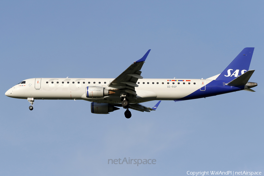 SAS Link Embraer ERJ-195LR (ERJ-190-200LR) (SE-RSP) | Photo 624475