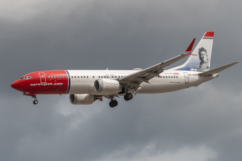 Norwegian Air Sweden Boeing 737-8 MAX (SE-RTC) at  Gran Canaria, Spain