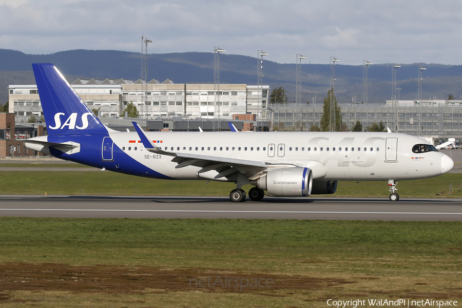 SAS - Scandinavian Airlines Airbus A320-251N (SE-RZX) | Photo 679587