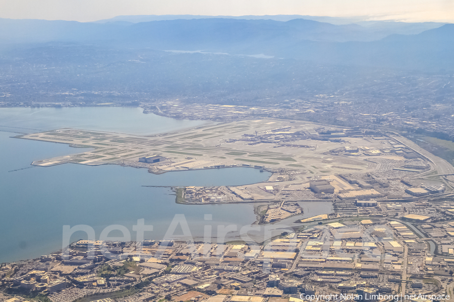 Aviation photo 438134