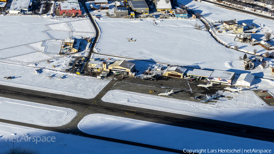 Aviation photo 660880
