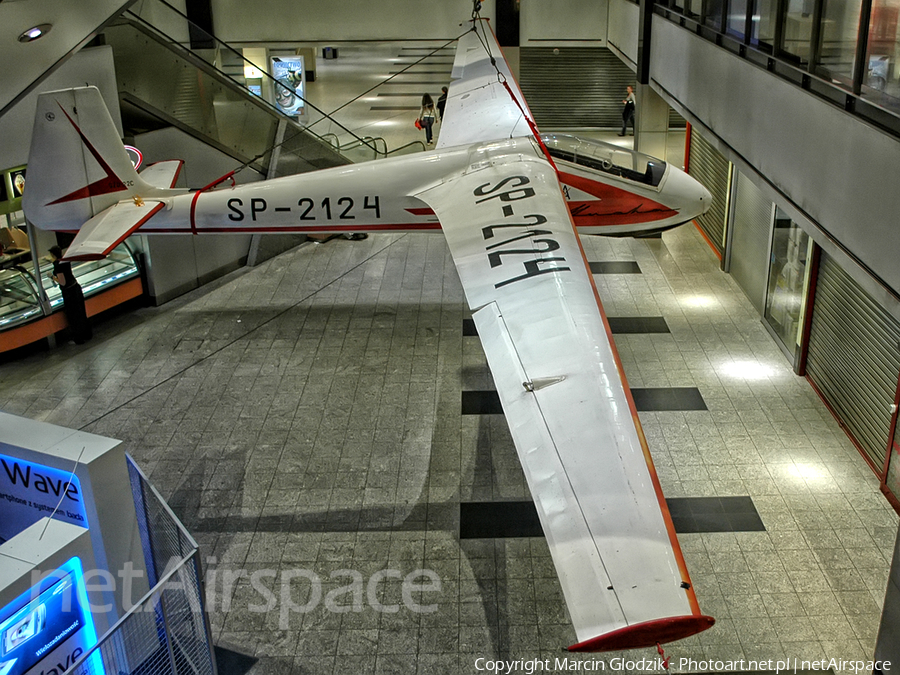 (Private) PZL-Bielsko SZD-22C Mucha Standard (SP-2124) | Photo 218014