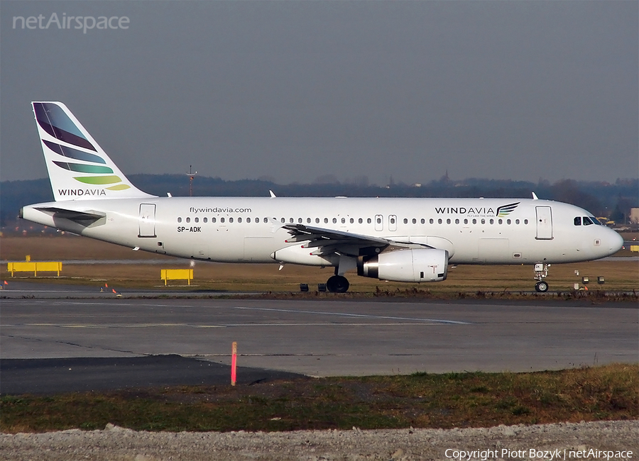 Bingo Airways Airbus A320-232 (SP-ADK) | Photo 45574