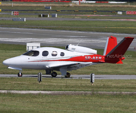 (Private) Cirrus SF50 Vision Jet (SP-AER) at  Hamburg - Fuhlsbuettel (Helmut Schmidt), Germany