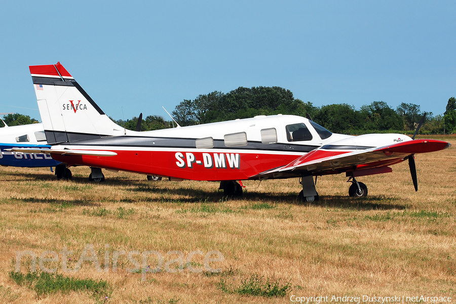 (Private) Piper PA-34-220T Seneca V (SP-DMW) | Photo 307201