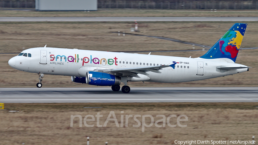 Small Planet Airlines Poland Airbus A320-233 (SP-HAH) | Photo 257771