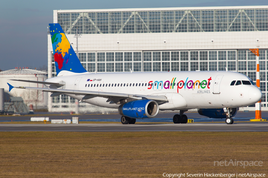 Small Planet Airlines Poland Airbus A320-233 (SP-HAH) | Photo 210688