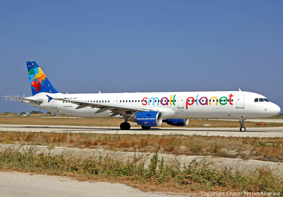 Small Planet Airlines Poland Airbus A321-211 (SP-HAX) | Photo 290801
