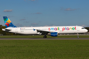 Small Planet Airlines Poland Airbus A321-211 (SP-HAY) at  Hamburg - Fuhlsbuettel (Helmut Schmidt), Germany