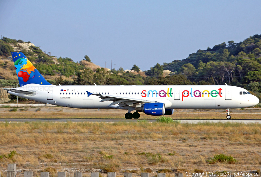 Small Planet Airlines Poland Airbus A321-211 (SP-HAY) | Photo 296572