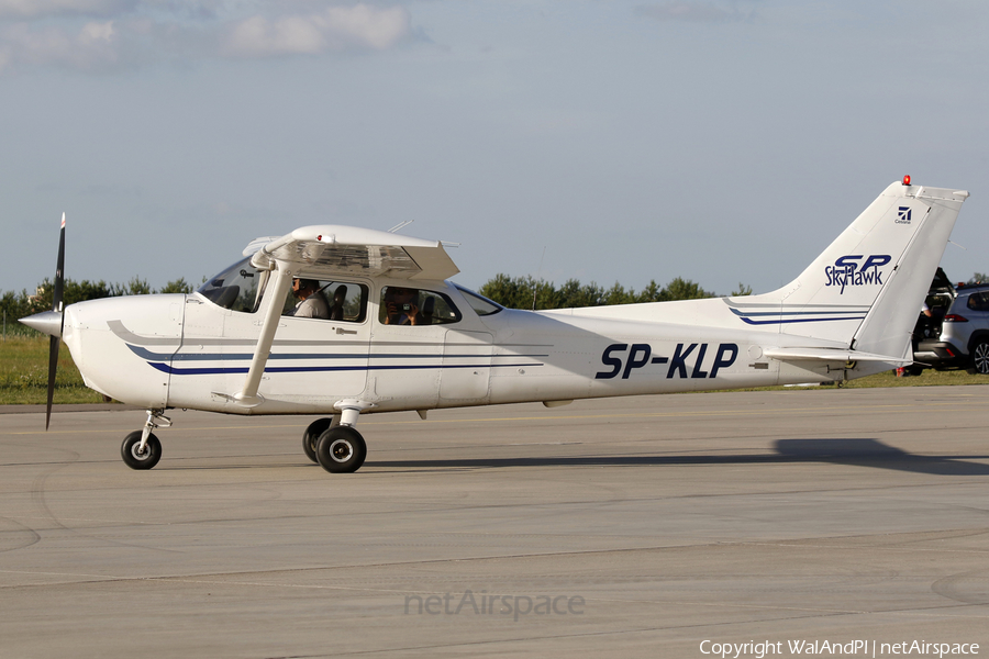 (Private) Cessna 172S Skyhawk SP (SP-KLP) | Photo 637240