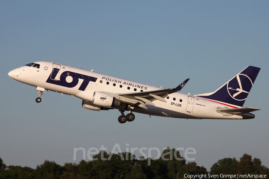 LOT Polish Airlines Embraer ERJ-170STD (ERJ-170-100) (SP-LDB) | Photo 29457