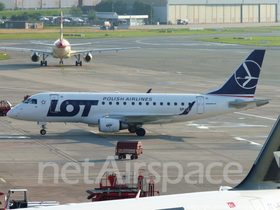 LOT Polish Airlines Embraer ERJ-170STD (ERJ-170-100) (SP-LDD) | Photo 385277