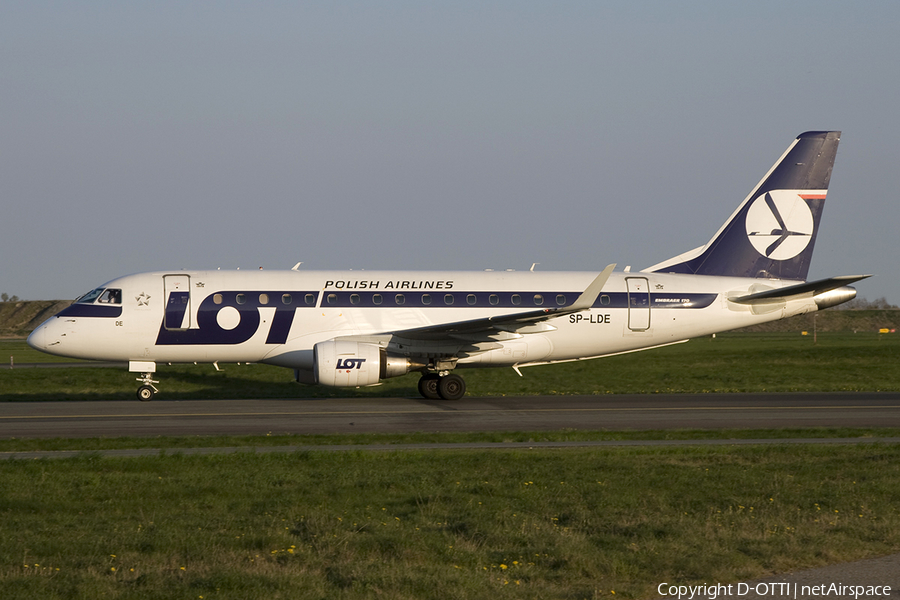 LOT Polish Airlines Embraer ERJ-170LR (ERJ-170-100LR) (SP-LDE) | Photo 274448