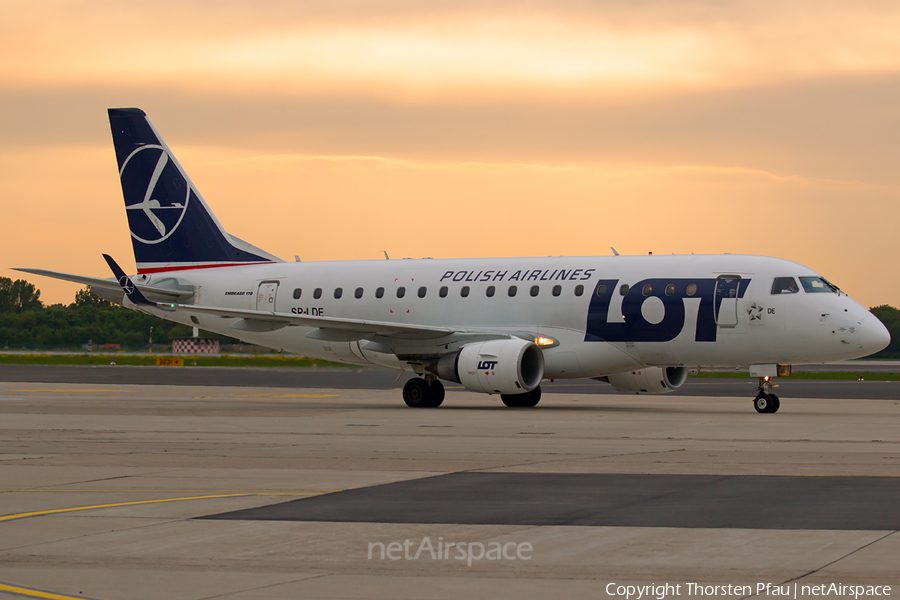 LOT Polish Airlines Embraer ERJ-170LR (ERJ-170-100LR) (SP-LDE) | Photo 106399
