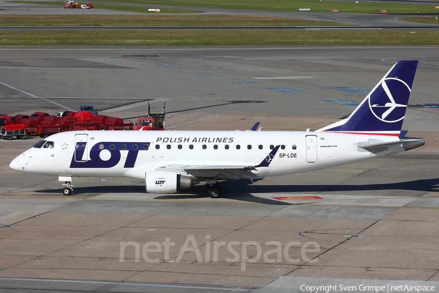 LOT Polish Airlines Embraer ERJ-170LR (ERJ-170-100LR) (SP-LDE) | Photo 37437