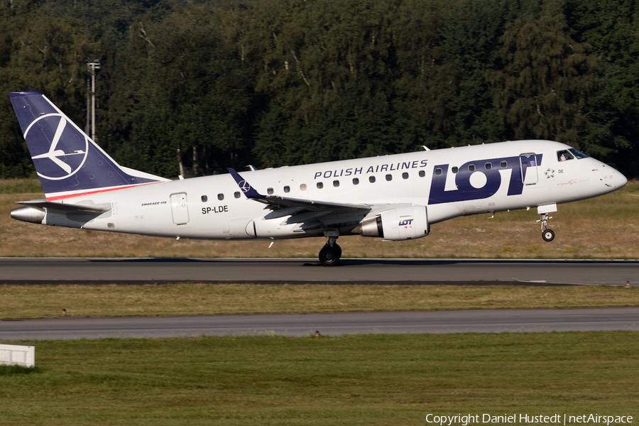LOT Polish Airlines Embraer ERJ-170LR (ERJ-170-100LR) (SP-LDE) | Photo 414784