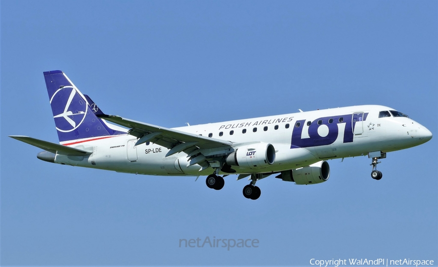 LOT Polish Airlines Embraer ERJ-170LR (ERJ-170-100LR) (SP-LDE) | Photo 449658