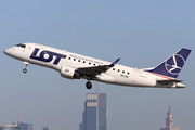 LOT Polish Airlines Embraer ERJ-170LR (ERJ-170-100LR) (SP-LDE) at  Warsaw - Frederic Chopin International, Poland