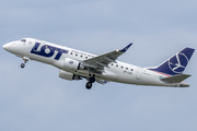 LOT Polish Airlines Embraer ERJ-170LR (ERJ-170-100LR) (SP-LDG) at  Hamburg - Fuhlsbuettel (Helmut Schmidt), Germany