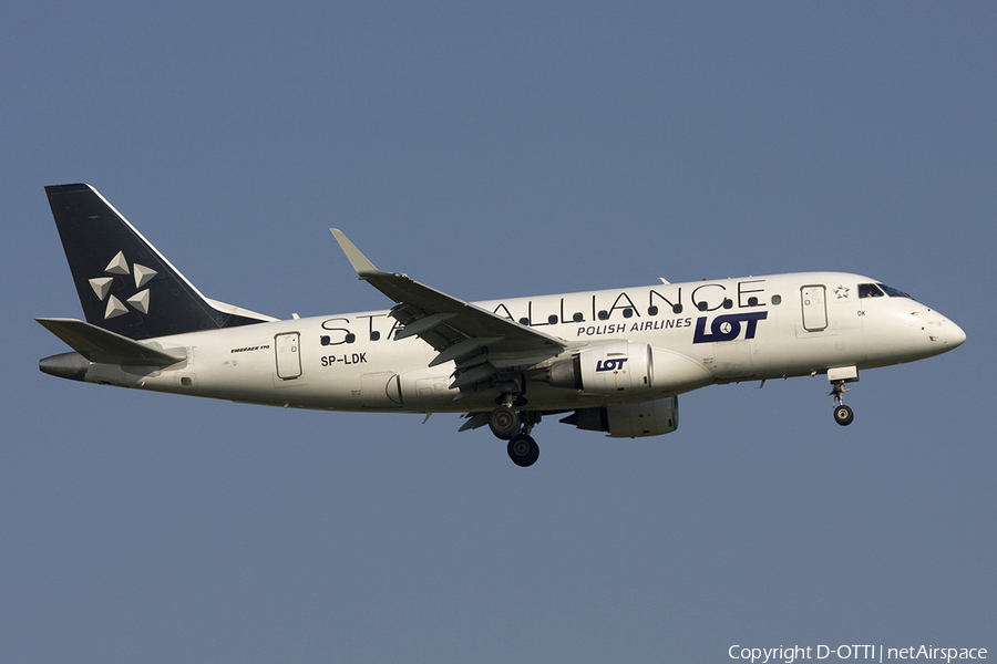 LOT Polish Airlines Embraer ERJ-170LR (ERJ-170-100LR) (SP-LDK) | Photo 274358