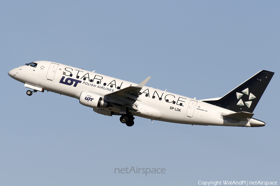 LOT Polish Airlines Embraer ERJ-170LR (ERJ-170-100LR) (SP-LDK) | Photo 536074