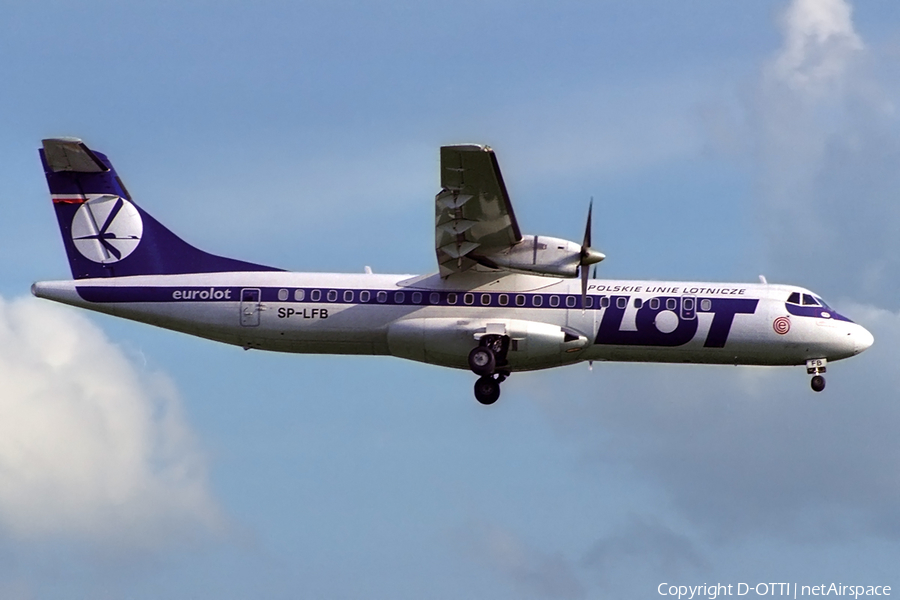 LOT Polish Airlines ATR 72-202 (SP-LFB) | Photo 362488