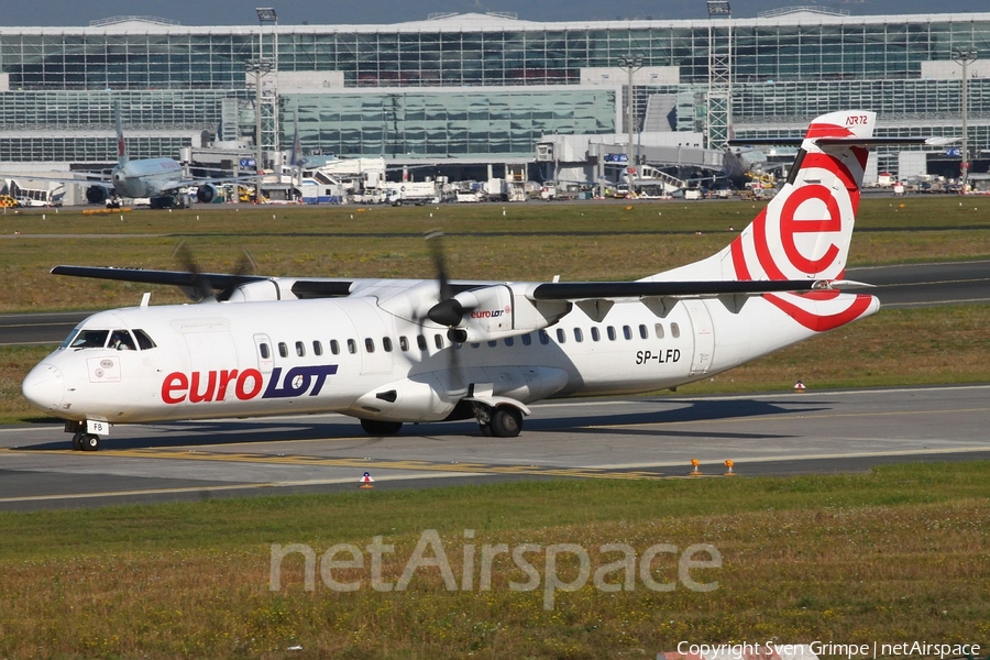 EuroLOT ATR 72-202 (SP-LFD) | Photo 12087
