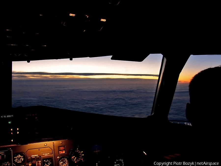 EuroLOT ATR 72-202 (SP-LFF) | Photo 24331