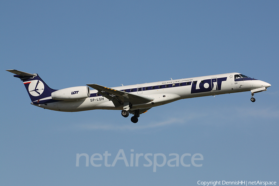 LOT Polish Airlines Embraer ERJ-145MP (SP-LGH) | Photo 404597