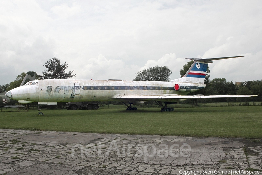 LOT Polish Airlines Tupolev Tu-134A (SP-LHB) | Photo 337597