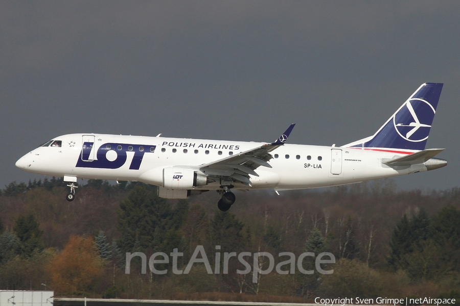 LOT Polish Airlines Embraer ERJ-175LR (ERJ-170-200LR) (SP-LIA) | Photo 151292