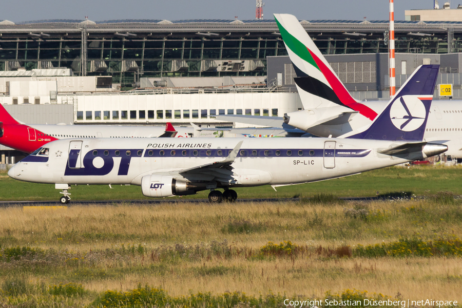 LOT Polish Airlines Embraer ERJ-175LR (ERJ-170-200LR) (SP-LIC) | Photo 125996