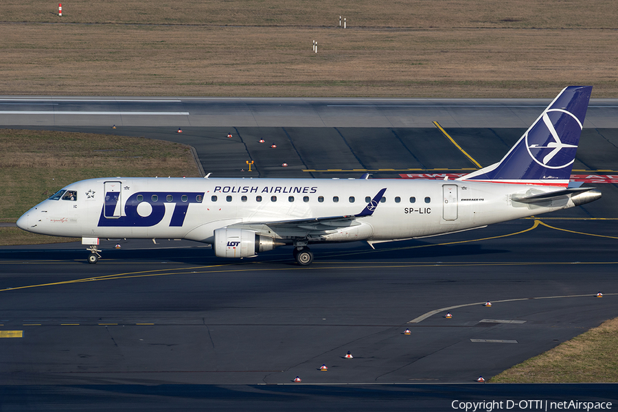 LOT Polish Airlines Embraer ERJ-175LR (ERJ-170-200LR) (SP-LIC) | Photo 298402