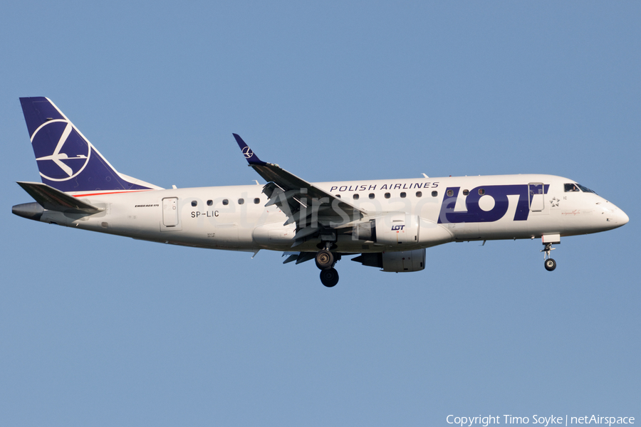 LOT Polish Airlines Embraer ERJ-175LR (ERJ-170-200LR) (SP-LIC) | Photo 345450